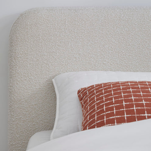 Queen Size Modus Off-White Upholstered Bed in Ricotta Boucle Fabric